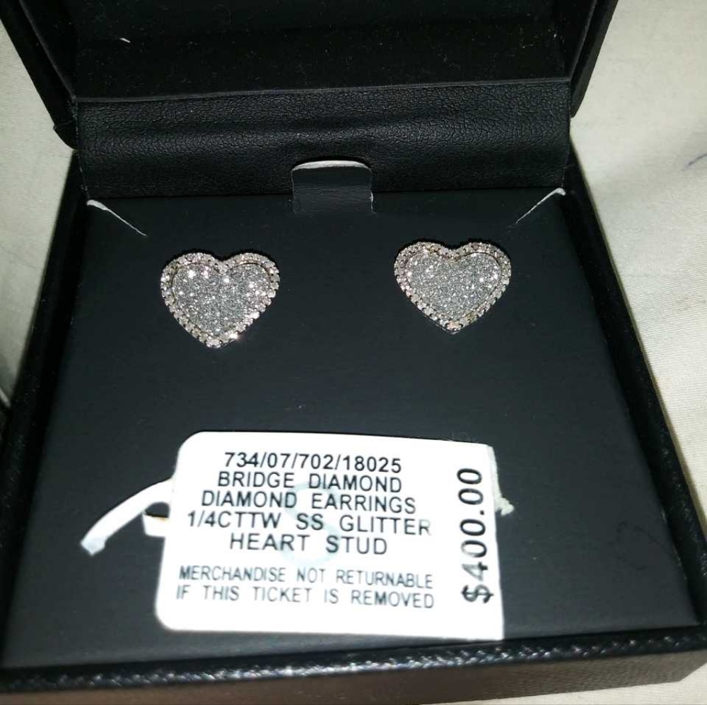 Heart diamond earrings